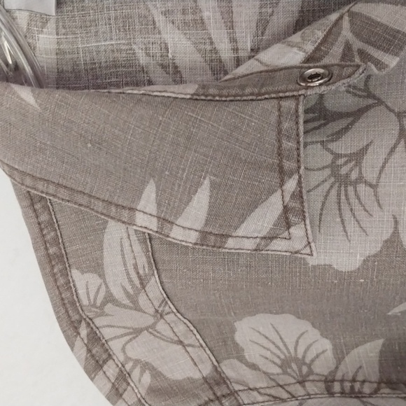 CHICOS Linen Crop Top ShirJac  Khaki Snaps Vacation Size Medium - Picture 4 of 8